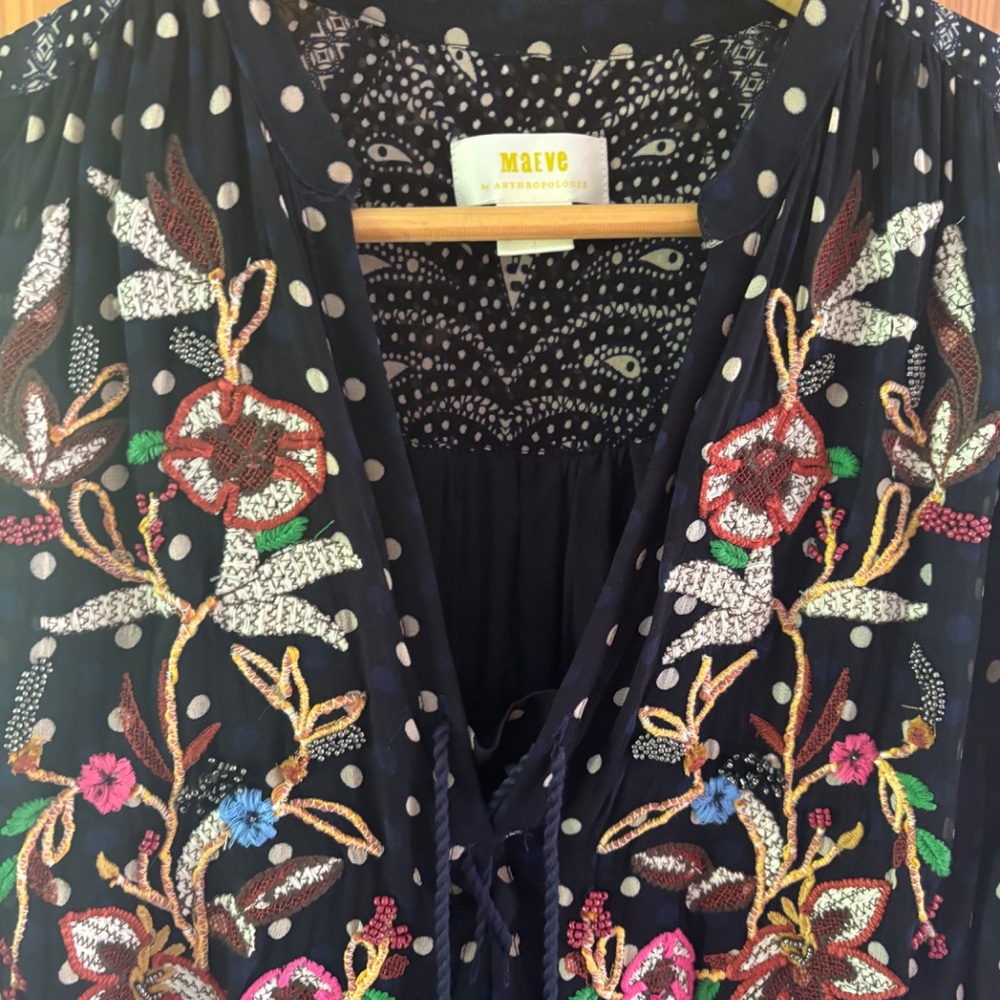 Maeve by Anthropology Cassidy Dress Navy Polka Dot Embroidered Flower Size 2 - Picture 4 of 6